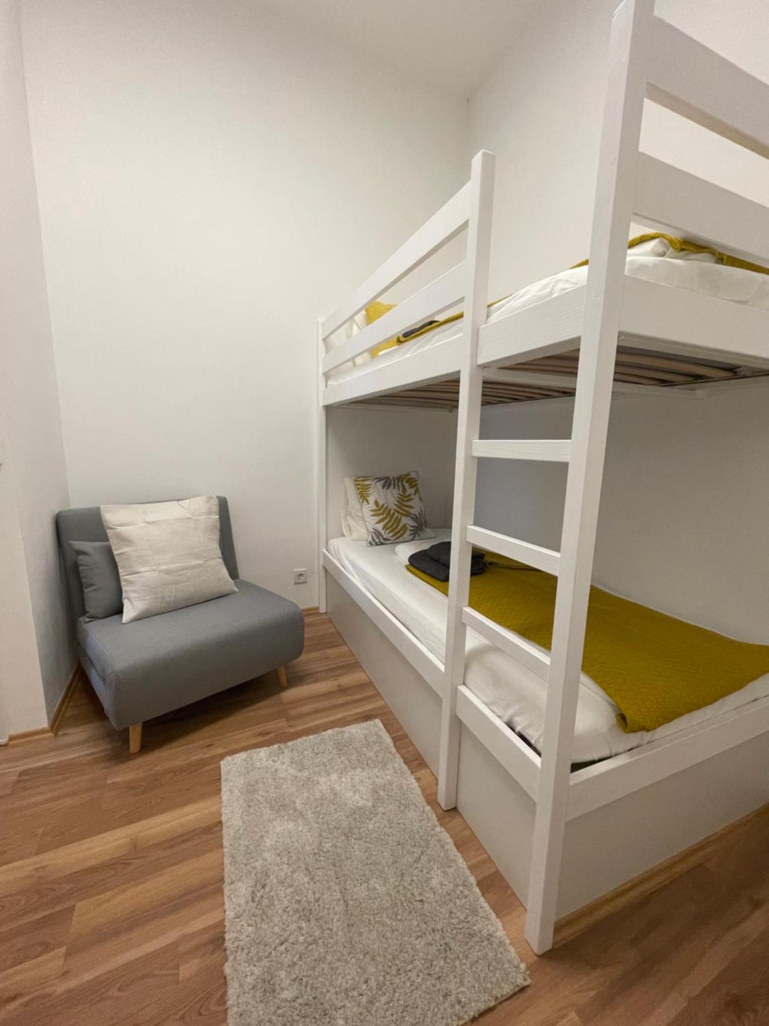 Central Mini Apartment Rhg 1 Відень Екстер'єр фото